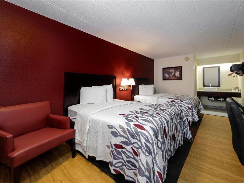Red Roof Inn Lansing East - Msu Екстериор снимка