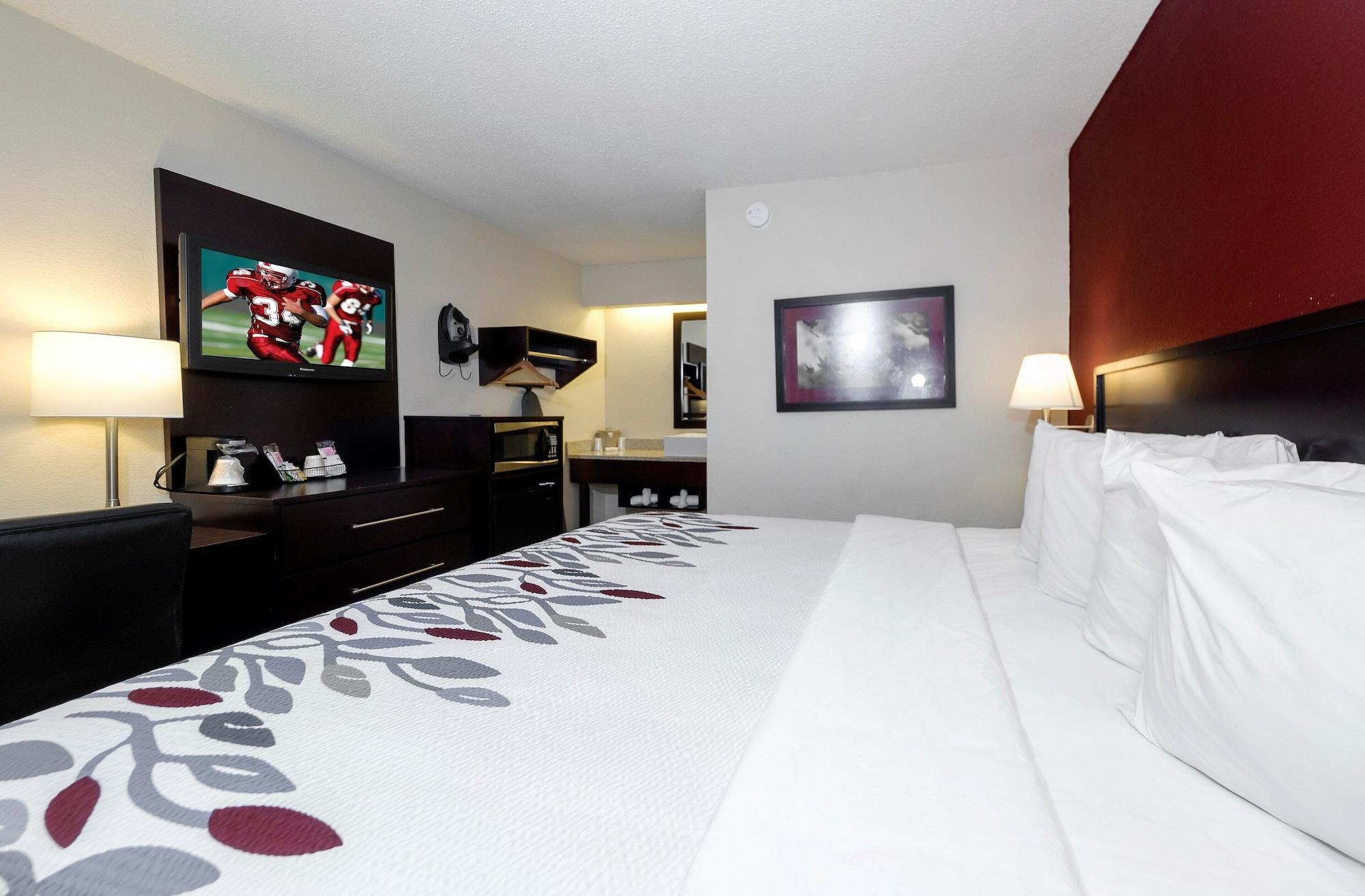 Red Roof Inn Lansing East - Msu Екстериор снимка