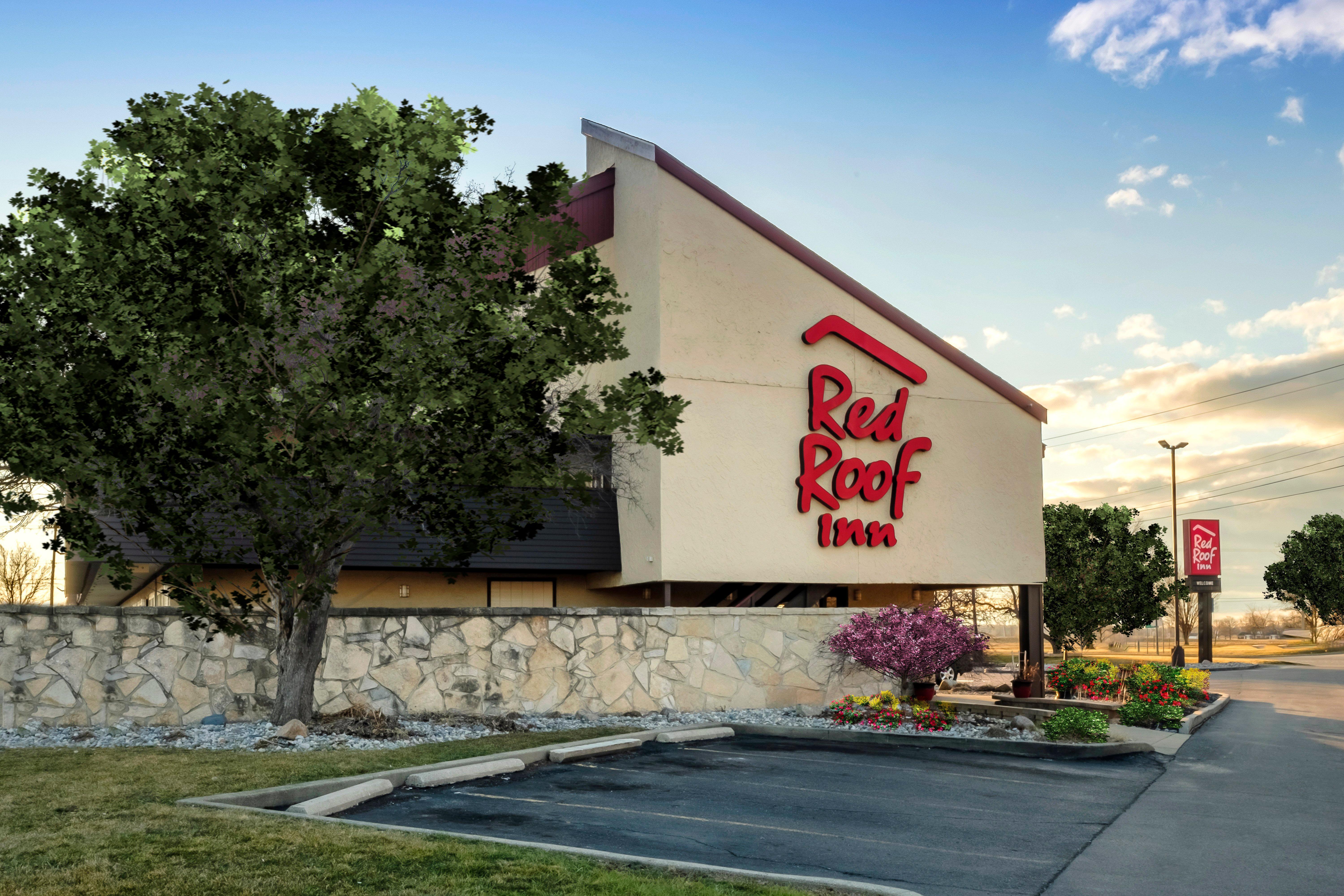 Red Roof Inn Lansing East - Msu Екстериор снимка